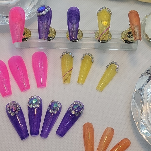 BLINGALICIOUS! PRESS ON NAILS - Picture 4 of 9